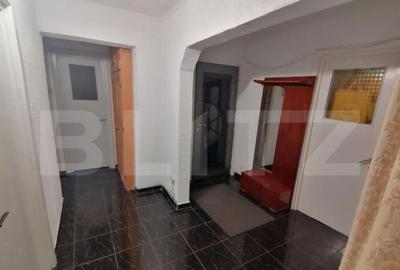 Apartament cu 4 camere decomandat în George Enescu