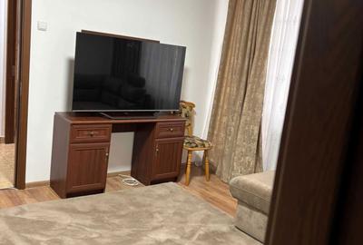 Apartament cu 2 camere semidecomandat în Independenței - 4