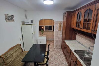 Apartament cu 2 camere decomandat în Nicolina - 3