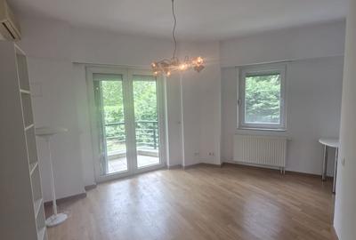 Apartament cu 4 camere decomandat, mobilat în Herăstrău - 11
