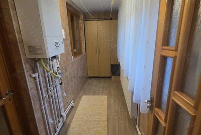 Inchiriez apartament 2 camere Micro 20 - 8