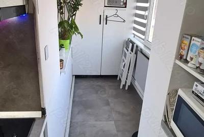 Apartament cu 2 camere decomandat în Vasile Aaron - 4