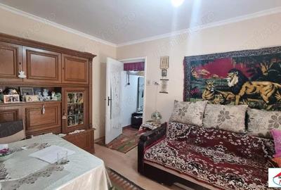 Apartament cu 2 camere în Micro 15 - 3