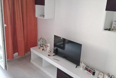 Apartament cu 2 camere decomandat în Astra - 1