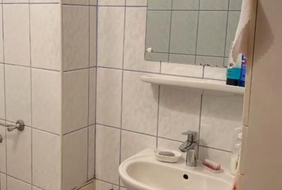 Gorjului Apartament 3 camere la 3 minute de metrou, centrala proprie - 3