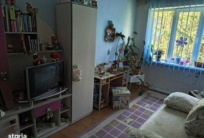 Apartament cu 3 camere semidecomandat în Central - 2