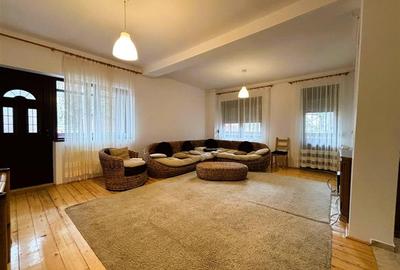 Duplex 7 Camere Central Predeal - 1