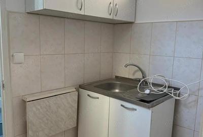 Central - Inchiriere casa 2 camere - Str. Revolutiei - 10