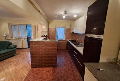 Apartament 3 camere Zona Panduri - 68 mp - etaj 3 - 3