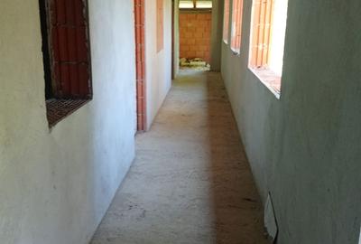 Casă cu 3 camere în Peregu Mare - 2