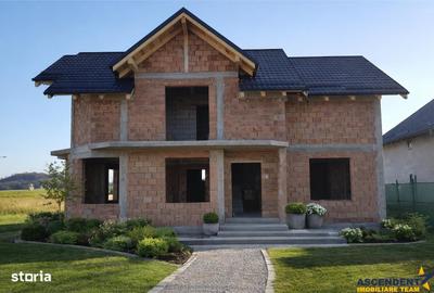 Casă cu 5 camere cu Teren 541 Mp în Bod - 13