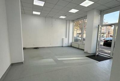 Stefan cel Mare 104 mp vitrina 12 m vizibilitate buna - 8