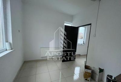 Casă cu 3 camere cu Teren 652 Mp în Olimpia-Stadion - 1