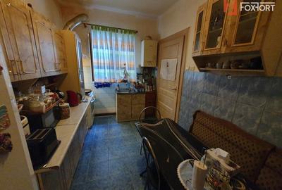 Apartament cu 3 camere nedecomandat, mobilat în P-ța Maria - 16