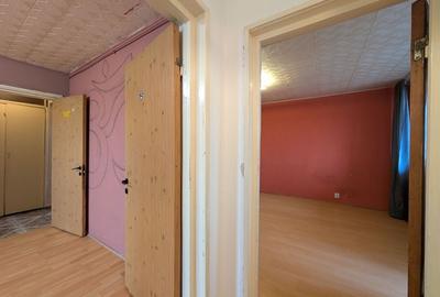 3 Camere Giulești, 60mp, Vedere Panoramică, Total de Renovat 3 Camere Giulești, 60mp, Vedere Panoramică, Total de Renovat - 6