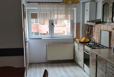 Apartament cu 2 camere decomandat în Central - 4