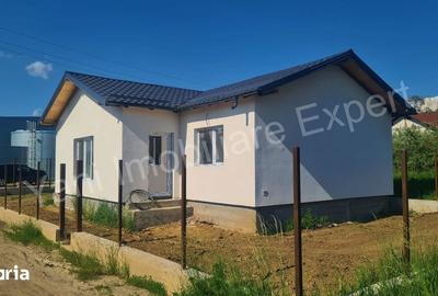 Casă cu 3 camere cu Teren 251 Mp în Central - 3