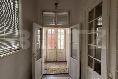 Spațiu comercial, de 134 mp, în Central - 13