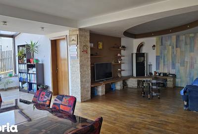 Casă cu 5 camere cu Teren 900 Mp în Zăvoi - 6