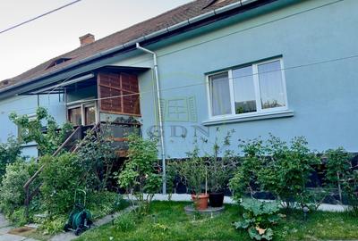 Casă cu 2 camere cu Teren 173 Mp în Lupeni - 20