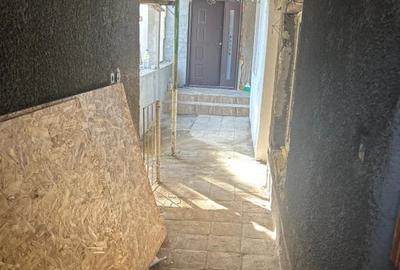 Casă cu 5 camere cu Teren 1480 Mp în Central - 11