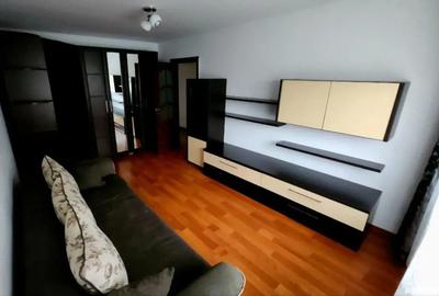 Vand schimb apartament 3cam in Roman-Str.CuzaVoda - 1