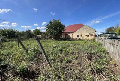 Casa de vanzare in centrul satului Dude?tii Noi - 7