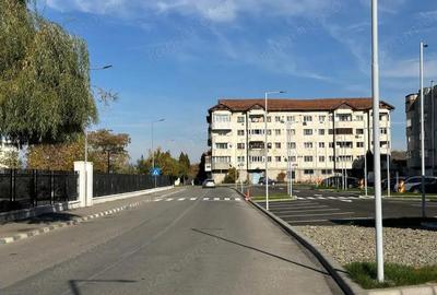 Inchiriere spa?iu comercial situat in Rovinari - centrul pietonal - 2