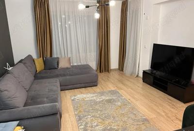 Apartament cu 2 camere, mobilat în Tractorul