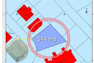 Teren de 544 mp, în Central