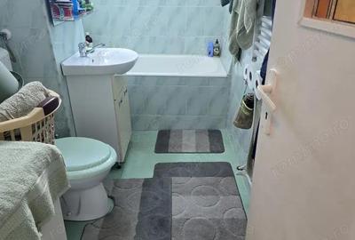 Vand apartament 4 camere decomandat Deva, Progresul, suprafata utila 83 mp + balconul, et 3 - 6