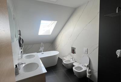 Casă cu 4 camere cu Teren 750 Mp în Central - 9