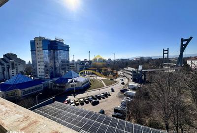 Apartament cu 3 camere decomandat, mobilat în 9 Mai - 2