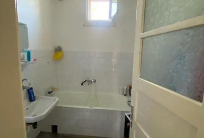 Casă cu 3 camere cu Canalizare în Fratelia - 11