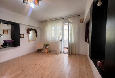 Apartament cu 3 camere semidecomandat în Tătărași - 3