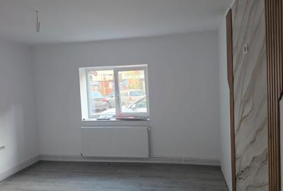 Garsonieră decomandată în Central - 7