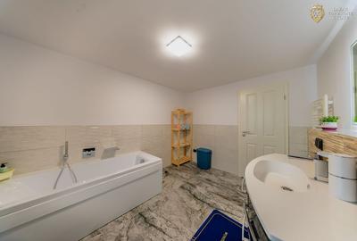 Casa 5 camere de vanzare Bujac - 44