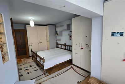 Apartament cu 3 camere decomandat, mobilat în Vest - 17