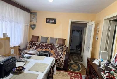 Apartament cu 3 camere semidecomandat în Central - 4