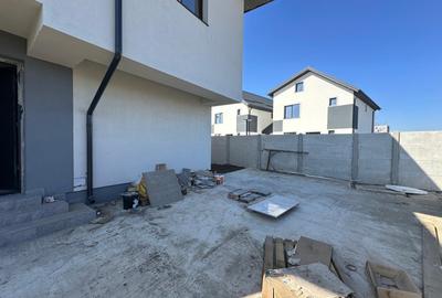 Casă individuală cu 4 camere cu Canalizare în Prelungirea Ghencea - 24