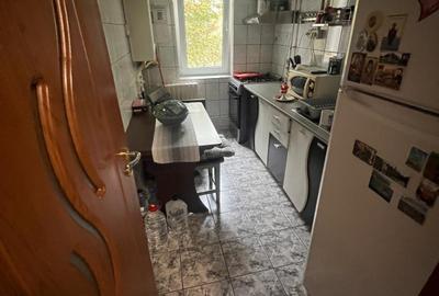 De vânzare – Apartament 3 camere, semi confort I - 6