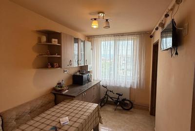 Ocazie! Apartament 3 camere – 38 mp – complet renovat, mobilat și utilat - 2