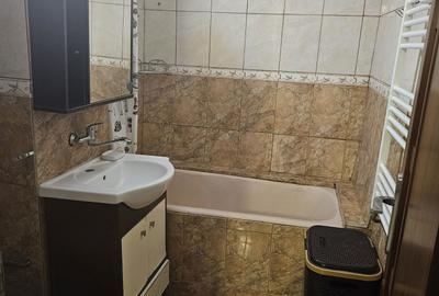 Apartament cu 2 camere decomandat în Calea București - 7