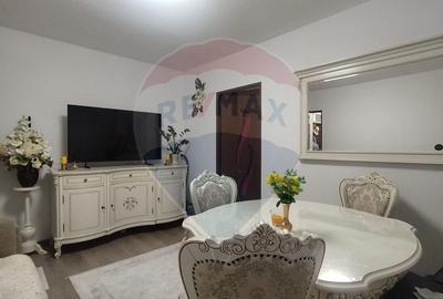 Apartament cu 2 camere, renovat 2024/ et 3. - Simleu Silvaniei - 2