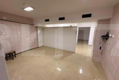 Spațiu comercial, de 170 mp, în Central - 5