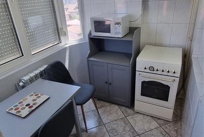 Apartament 2 cam decomandate, zona deosebita, utilat ?i mobilat, M-uri - 8
