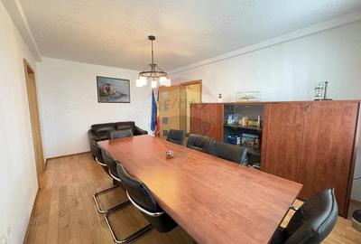 Spațiu comercial, de 55 mp, în Ultracentral - 2