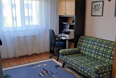 Apartament cu 3 camere pe strada Pepineriei - 1