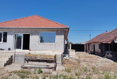 Casă cu 3 camere cu Teren 1200 Mp în Centura - 4