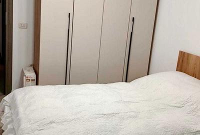 Apartament cu 2 camere decomandat în Metalurgiei